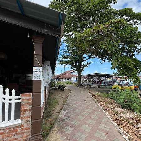 Roomstay By Abe Cottage Kampung Kuala Besut Extérieur photo