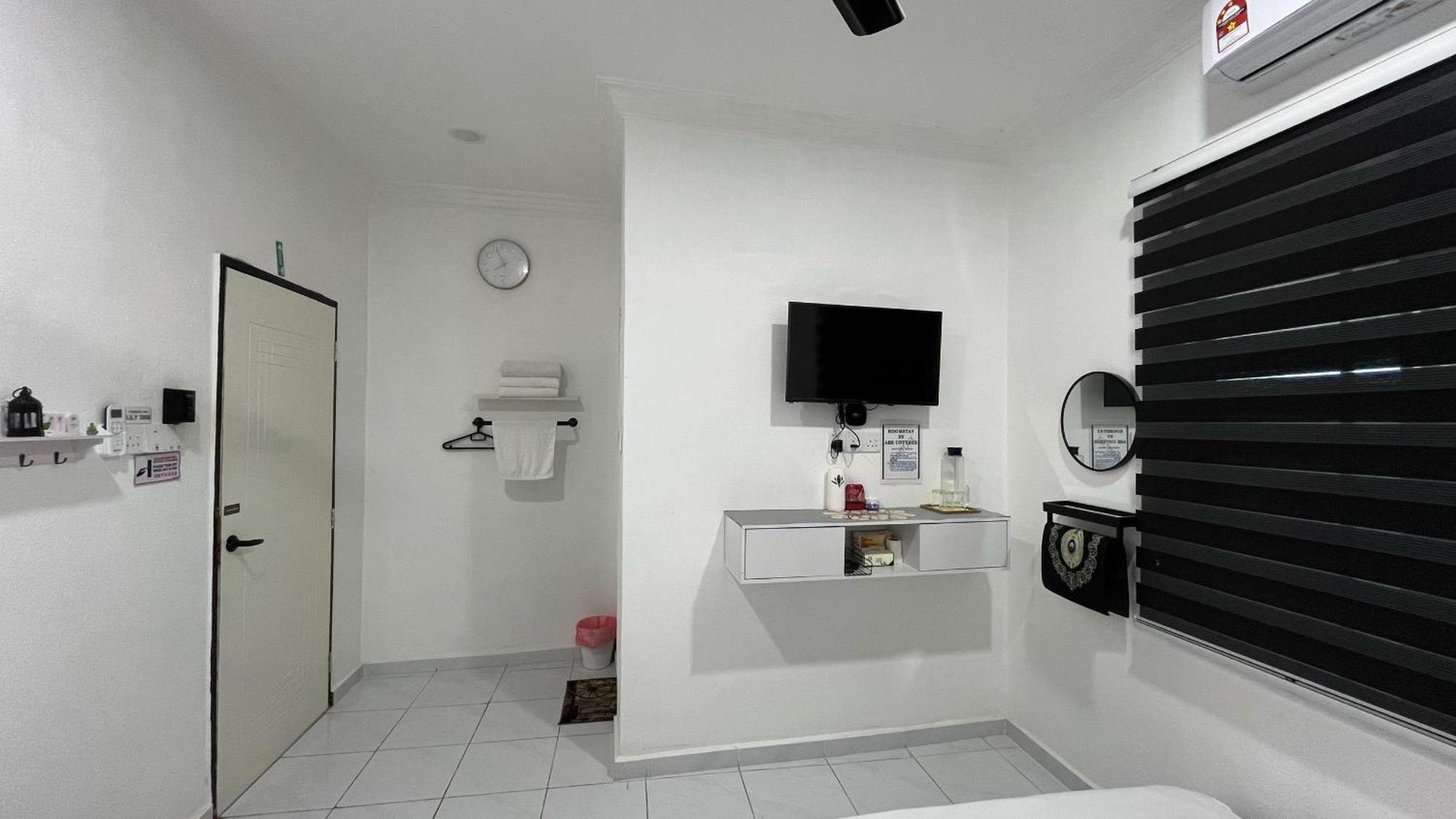 Roomstay By Abe Cottage Kampung Kuala Besut Chambre photo